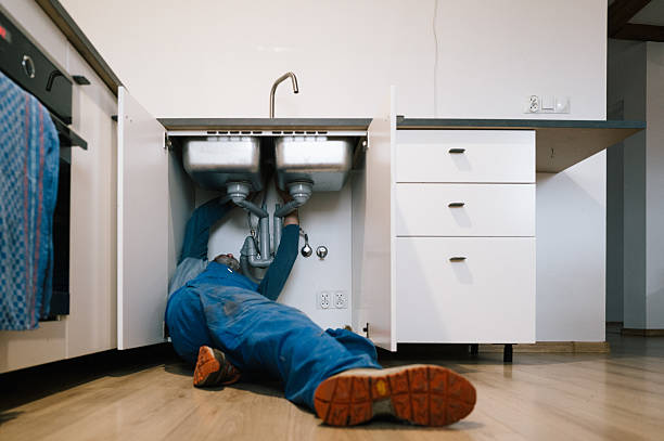 Professional Leak Detection technician working in North Judson, IN